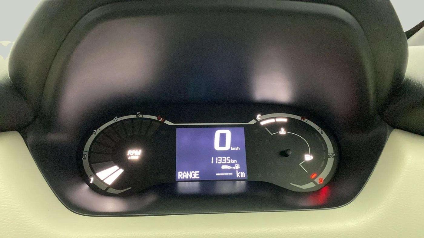 2024 Nissan MAGNITE XL, Petrol, Manual, 11,437 km, Odometer Image