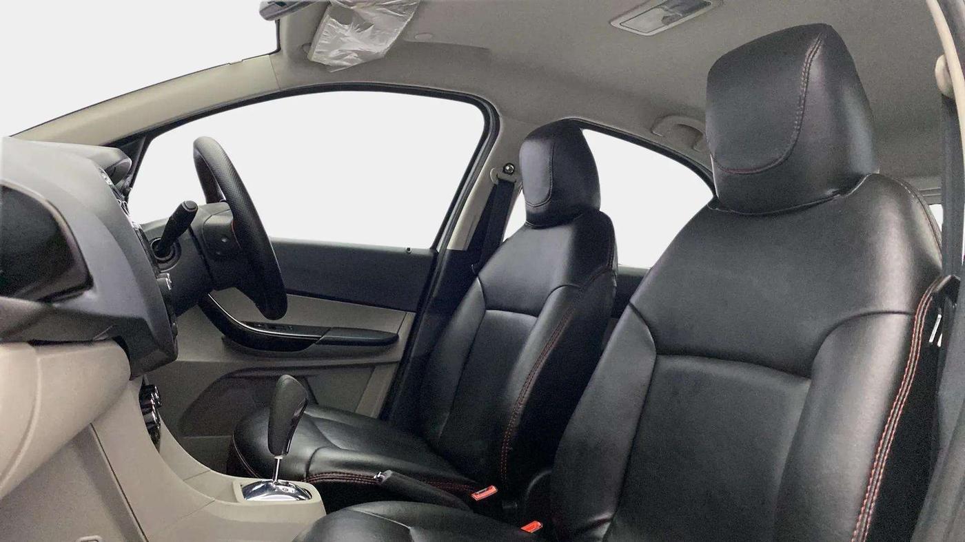 2018 Tata Tiago XZA PETROL, Petrol, Automatic, 71,898 km, Right Side Front Door Cabin