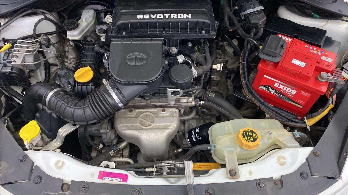 2018 Tata Tiago XZA PETROL, Petrol, Automatic, 71,898 km, Open Bonet