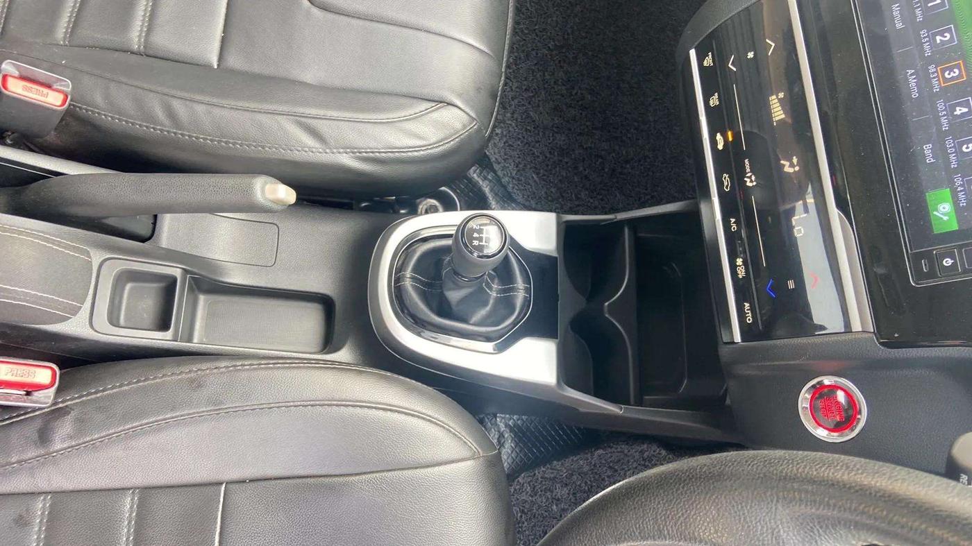2022 Honda WR-V 1.2L I-VTEC VX MT, Petrol, Manual, 27,818 km, Gear Lever