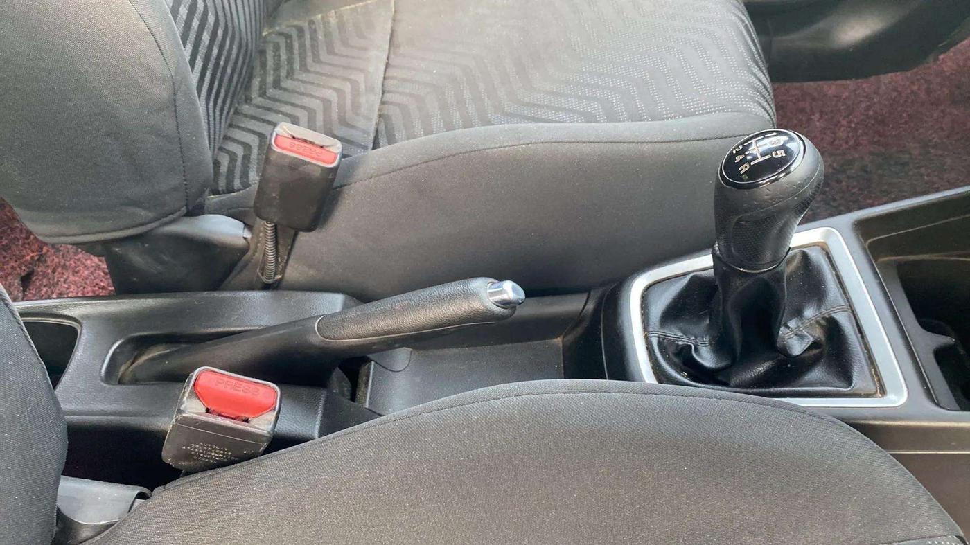 2019 Maruti Swift VXI, Petrol, Manual, 57,507 km, Gear Lever