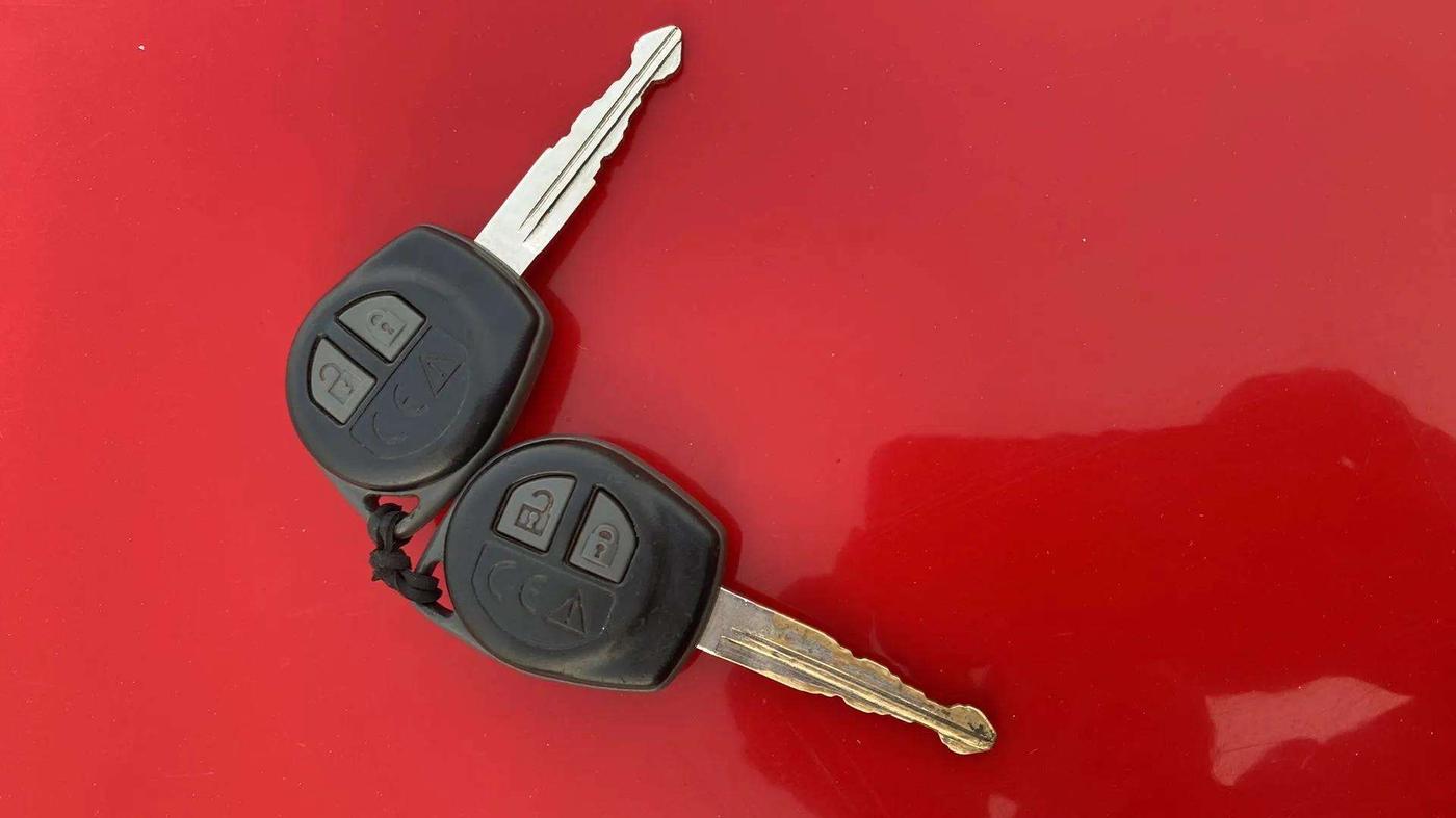 2019 Maruti Swift VXI, Petrol, Manual, 57,507 km, Key Close Up