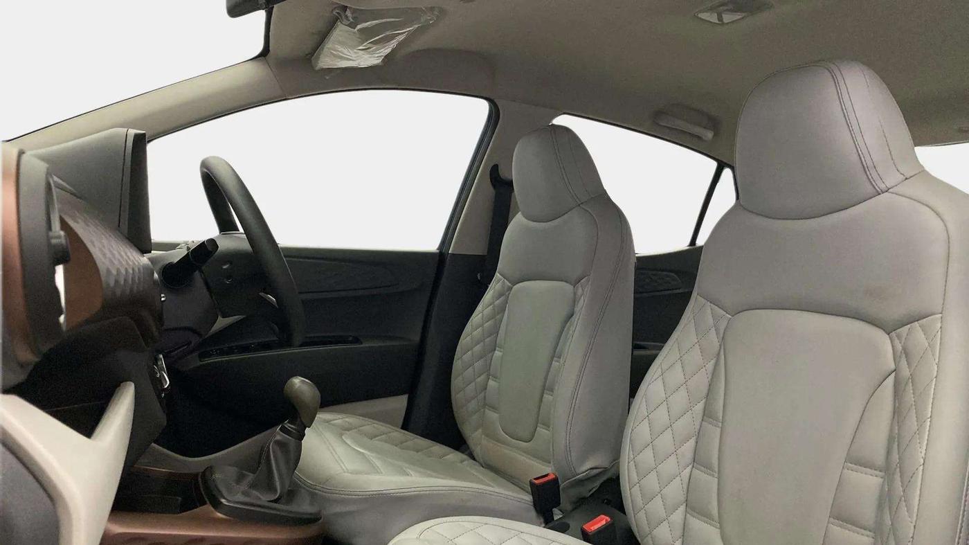 2022 Hyundai AURA S 1.2 CNG, CNG, Manual, 74,321 km, Right Side Front Door Cabin