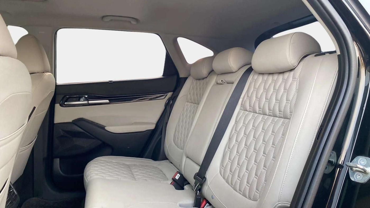 2023 KIA SELTOS HTX PETROL 1.5, Petrol, Manual, 5,718 km, Right Side Rear Door Cabin