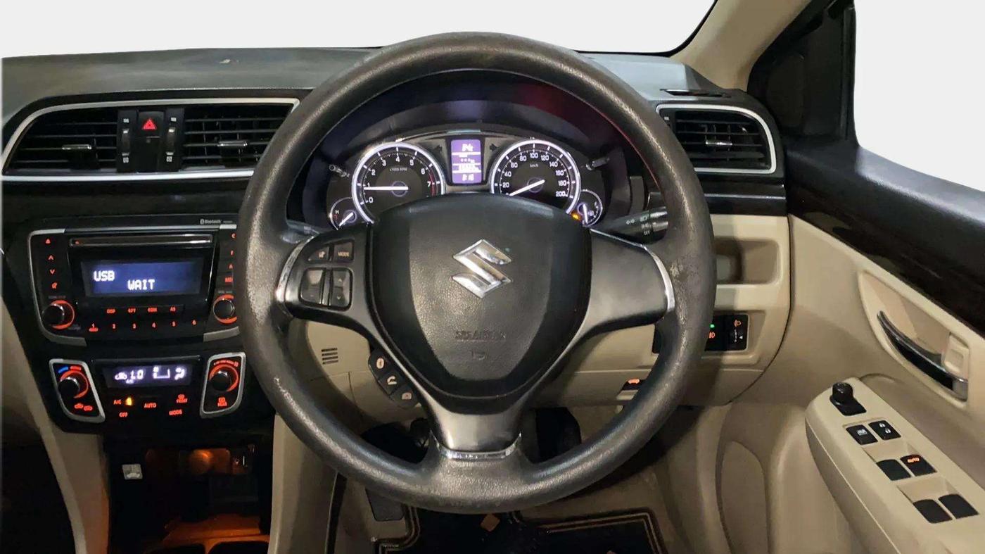 2018 Maruti Ciaz ZETA 1.4  MT PETROL, Petrol, Manual, 55,033 km, Steering Wheel Close Up