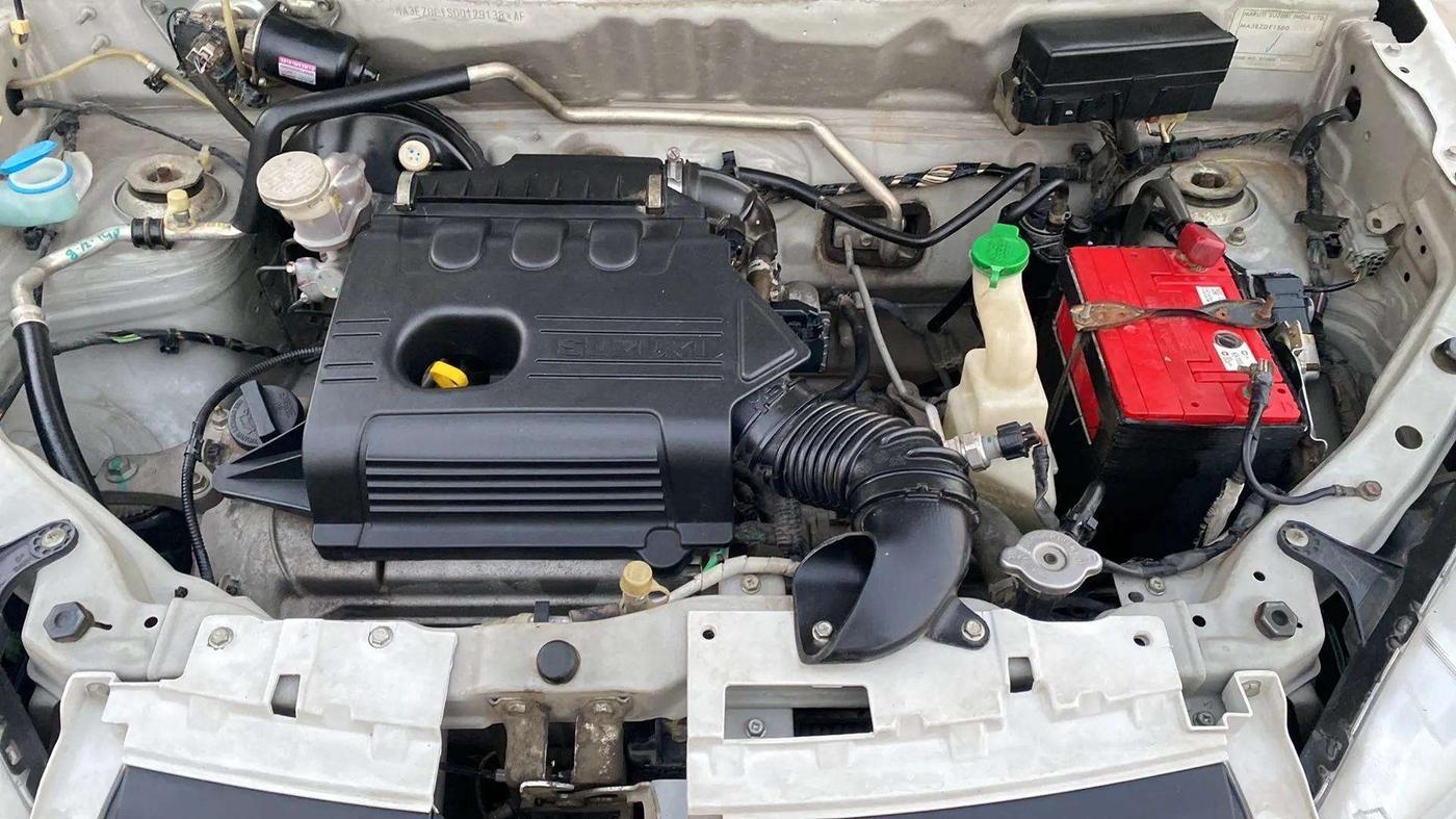 2015 Maruti Alto K10 VXI, Petrol, Manual, 33,079 km, Open Bonet