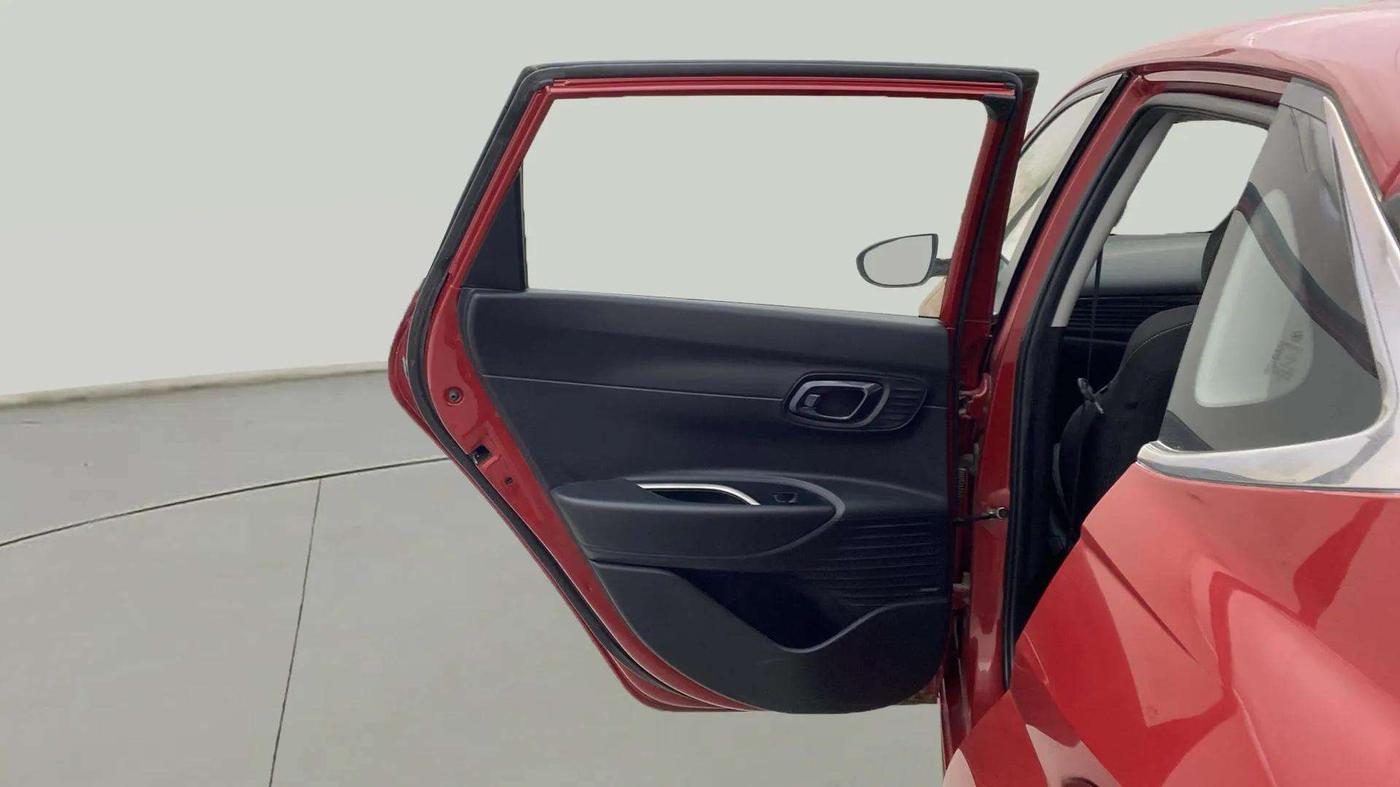 2021 Hyundai NEW I20 ASTA (O) 1.2 MT, Petrol, Manual, 73,260 km, LHS Rear Door