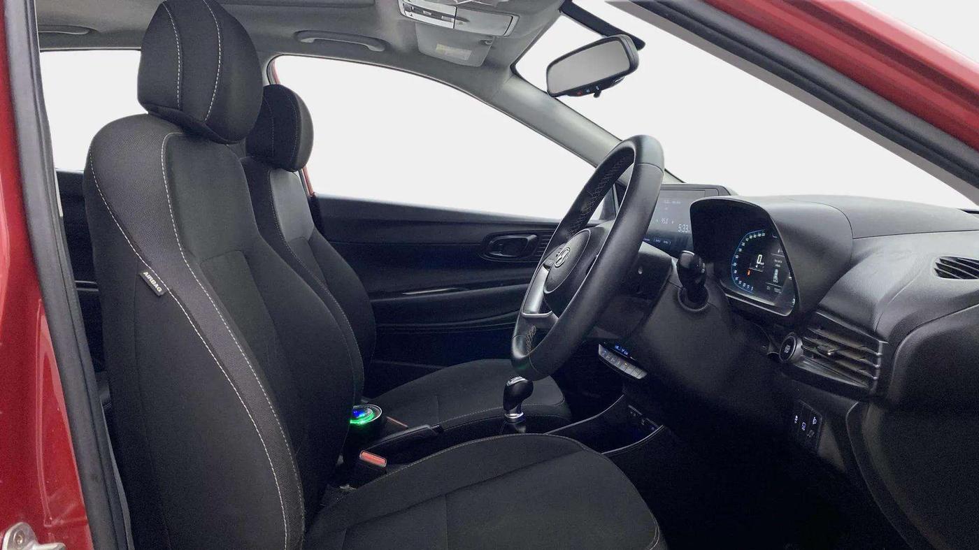 2021 Hyundai NEW I20 ASTA (O) 1.2 MT, Petrol, Manual, 73,260 km, Right Side Front Door Cabin