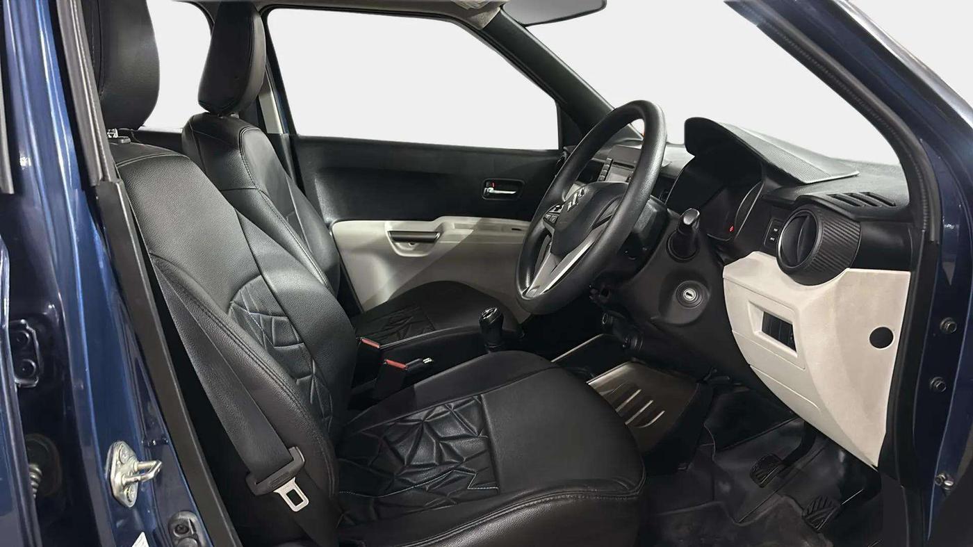 2018 Maruti IGNIS DELTA 1.2, Petrol, Manual, 17,228 km, Right Side Front Door Cabin