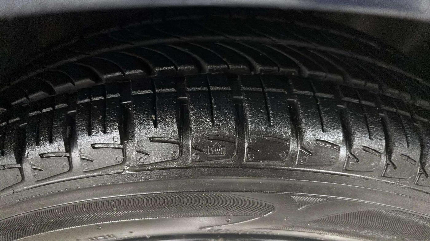 2018 Maruti IGNIS DELTA 1.2, Petrol, Manual, 17,228 km, Right Front Tyre Tread