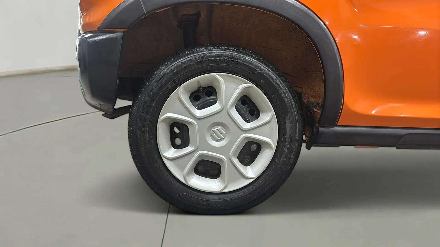 2019 Maruti S PRESSO VXI+, Petrol, Manual, 20,345 km, Right Rear Wheel