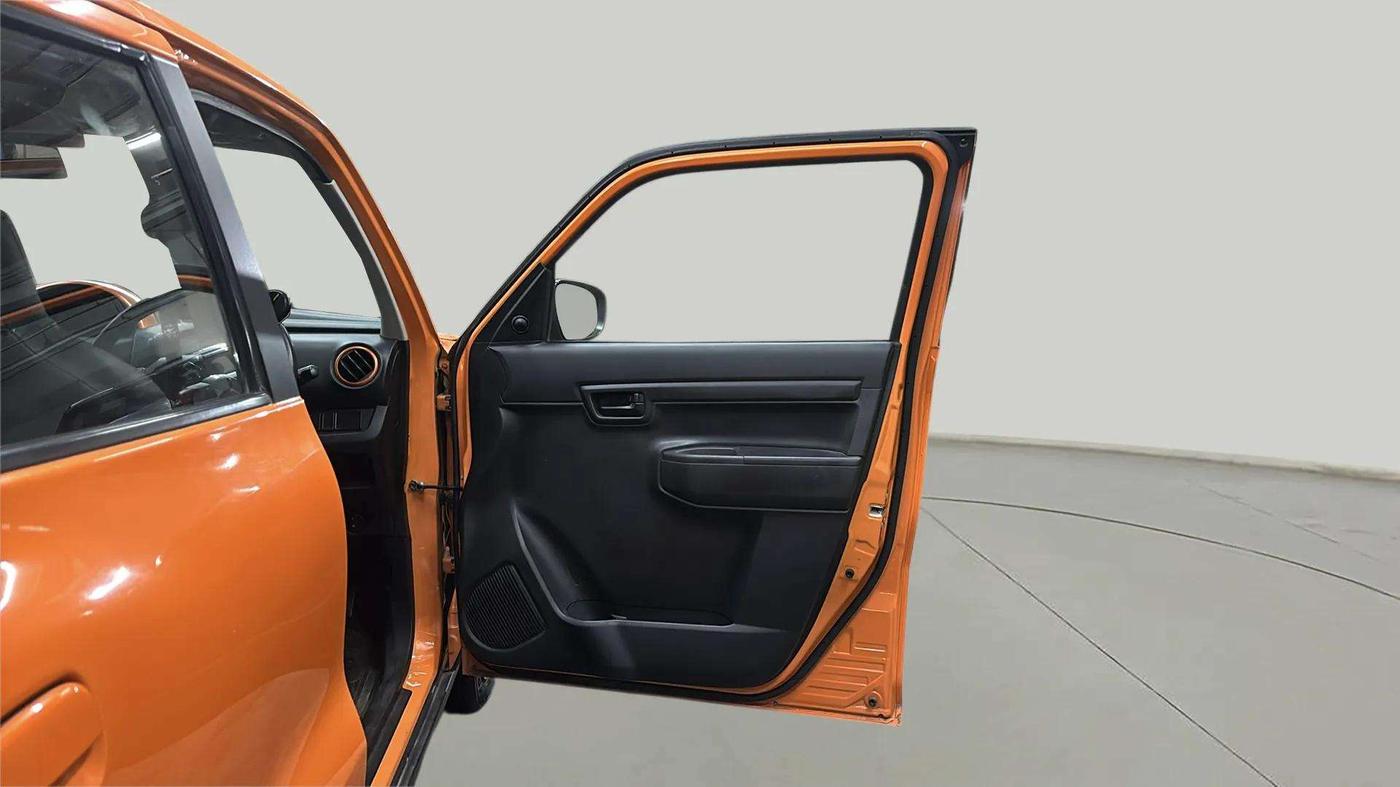 2019 Maruti S PRESSO VXI+, Petrol, Manual, 20,345 km, RHS Front Door