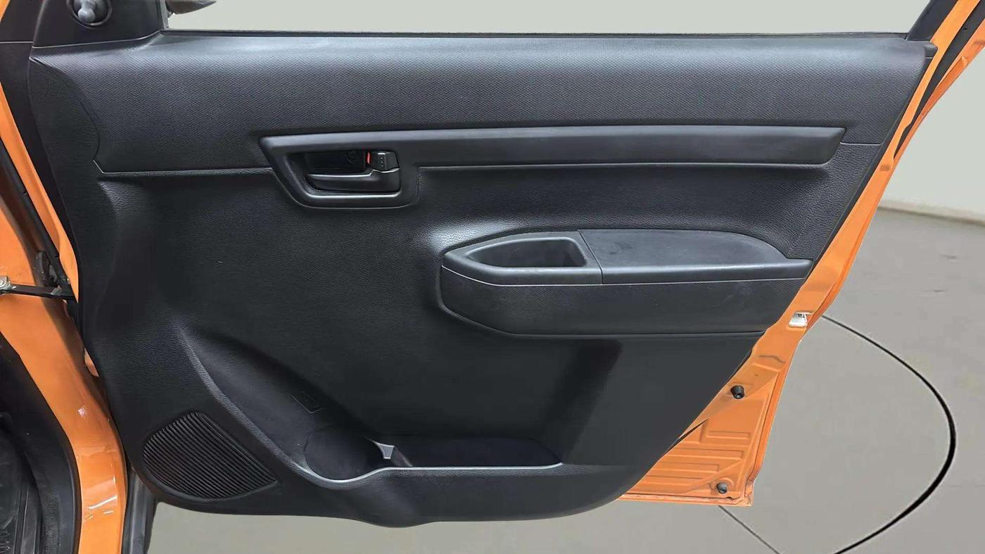 2019 Maruti S PRESSO VXI+, Petrol, Manual, 20,345 km, Driver Side Door Panels Control
