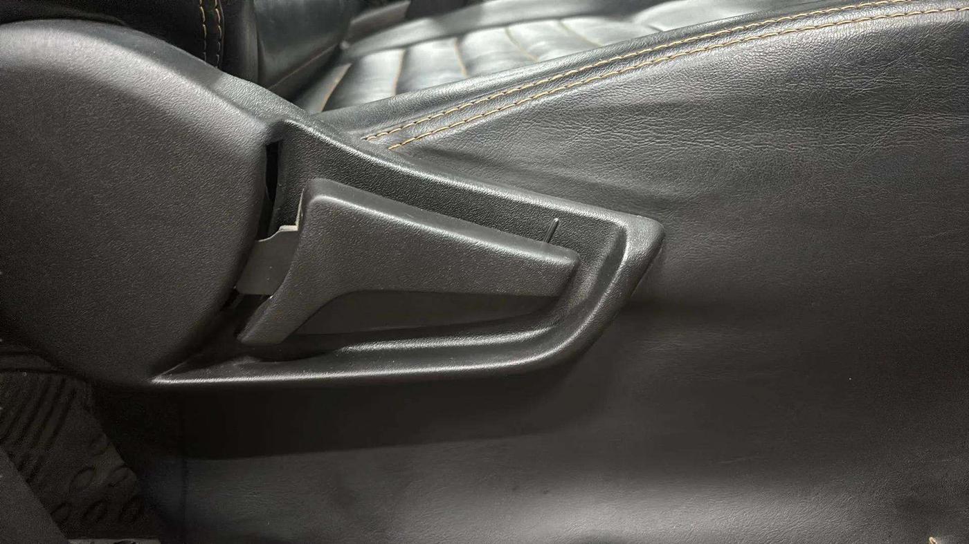 2019 Maruti S PRESSO VXI+, Petrol, Manual, 20,345 km, Driver Side Adjustment Panel