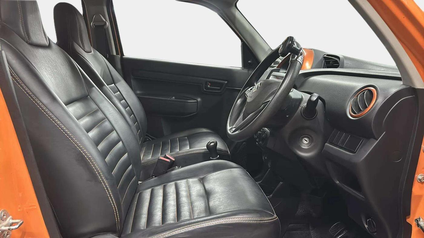 2019 Maruti S PRESSO VXI+, Petrol, Manual, 20,345 km, Right Side Front Door Cabin