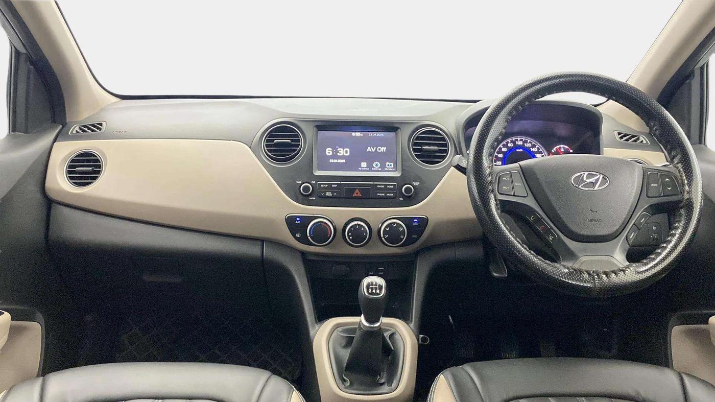2019 Hyundai Grand i10 SPORTZ 1.2 KAPPA VTVT, Petrol, Manual, 58,584 km, Dashboard