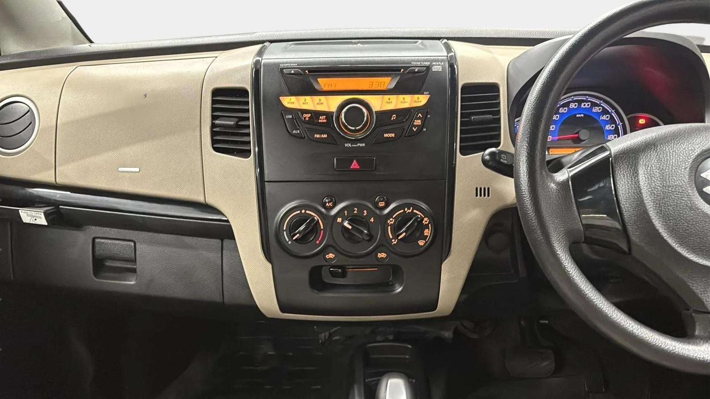 2017 Maruti Wagon R 1.0 VXI + (O) AMT, Petrol, Automatic, 21,205 km, Air Conditioner
