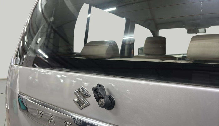2017 Maruti Wagon R 1.0 VXI + (O) AMT, Petrol, Automatic, 19,892 km, Rear Wiper