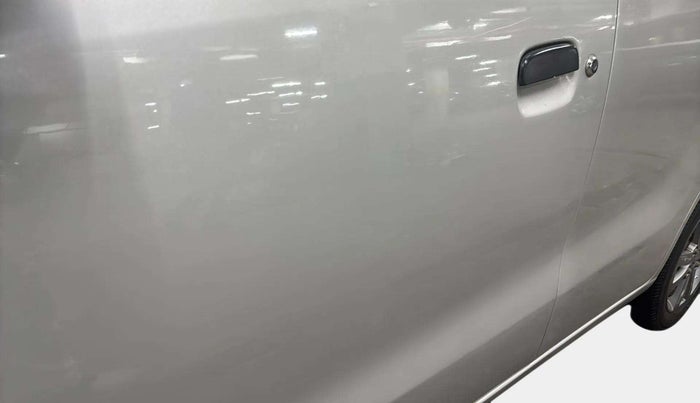 2017 Maruti Wagon R 1.0 VXI + (O) AMT, Petrol, Automatic, 19,892 km, Left front tyre - Minor crack