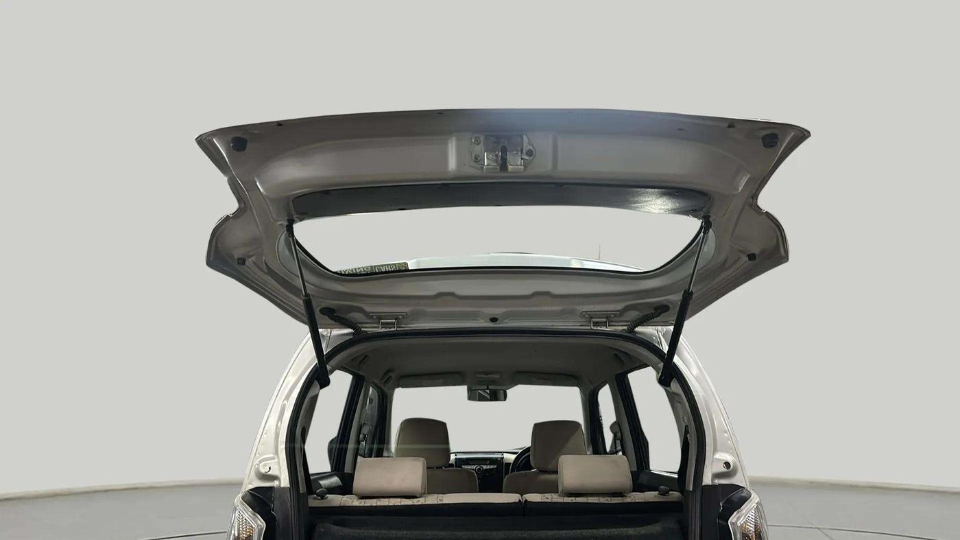 2017 Maruti Wagon R 1.0 VXI + (O) AMT, Petrol, Automatic, 21,205 km, Boot Door Open