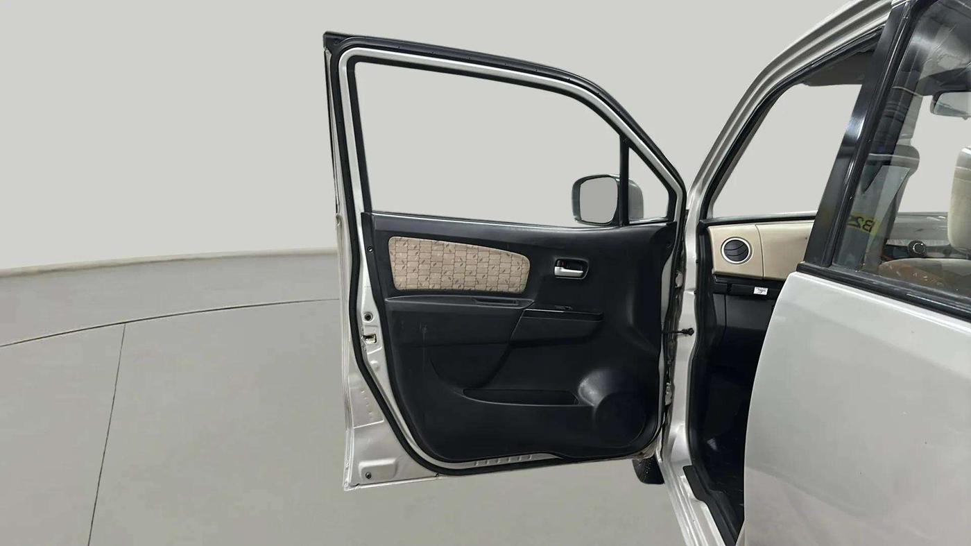 2017 Maruti Wagon R 1.0 VXI + (O) AMT, Petrol, Automatic, 21,205 km, LHS Front Door