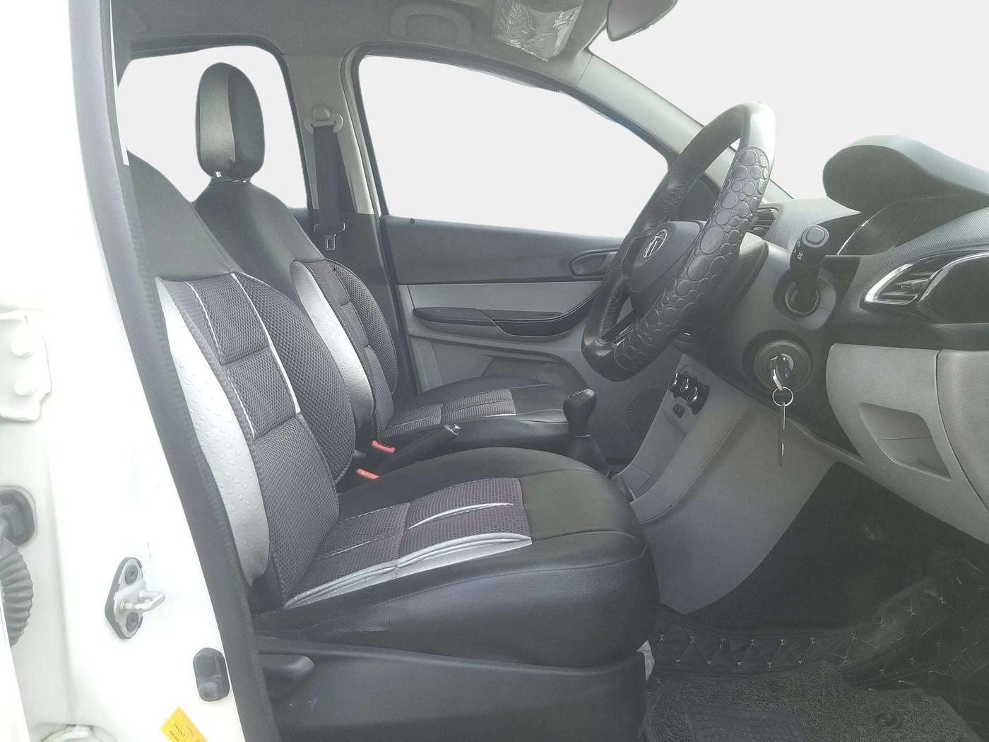2020 Tata Tiago XT PETROL, Petrol, Manual, 63,142 km, Right Side Front Door Cabin