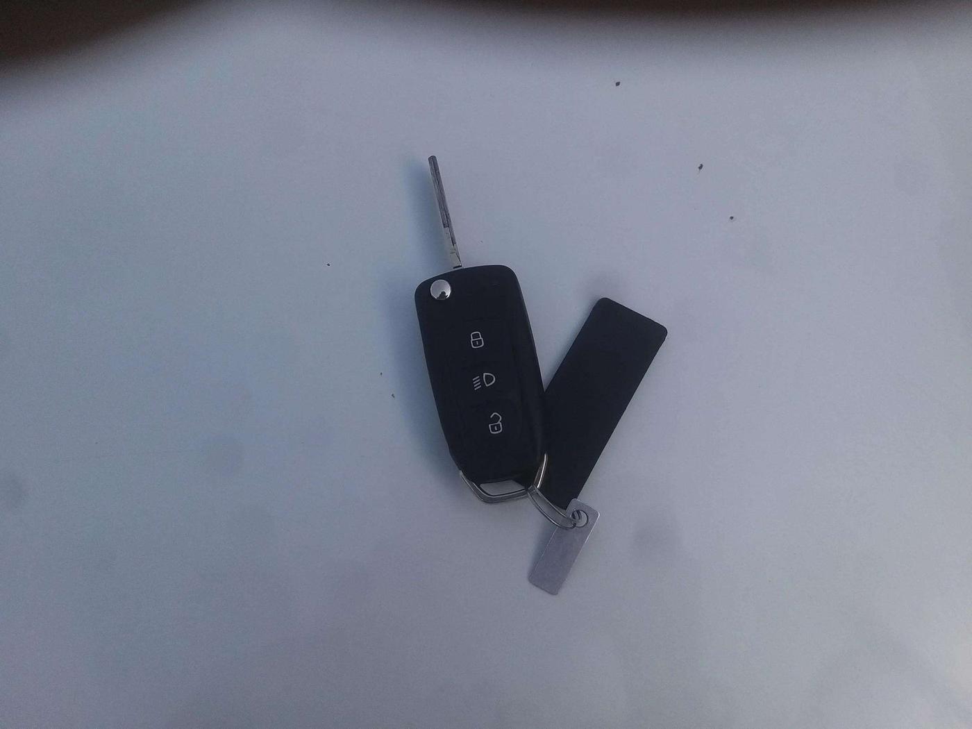 2020 Tata Tiago XT PETROL, Petrol, Manual, 63,142 km, Key Close Up