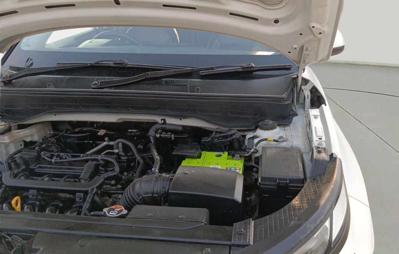 2023 Hyundai VENUE S 1.2, Petrol, Manual, 24,426 km, Engine View - Left
