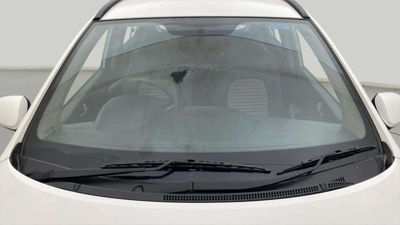 2017 Hyundai Grand i10 SPORTZ (O) 1.2 KAPPA VTVT, Petrol, Manual, 16,742 km, Front Windshield