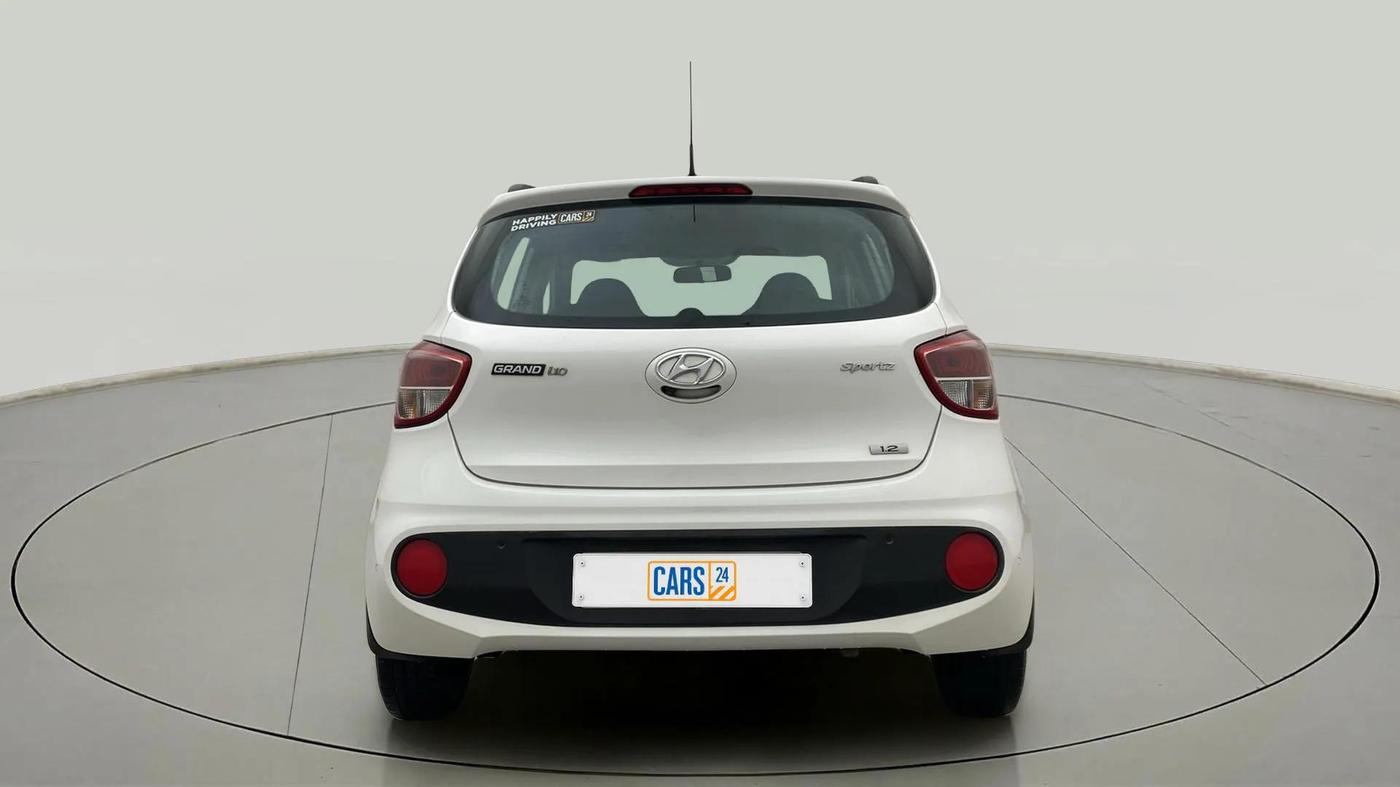 2017 Hyundai Grand i10 SPORTZ (O) 1.2 KAPPA VTVT, Petrol, Manual, 16,742 km, Back/Rear