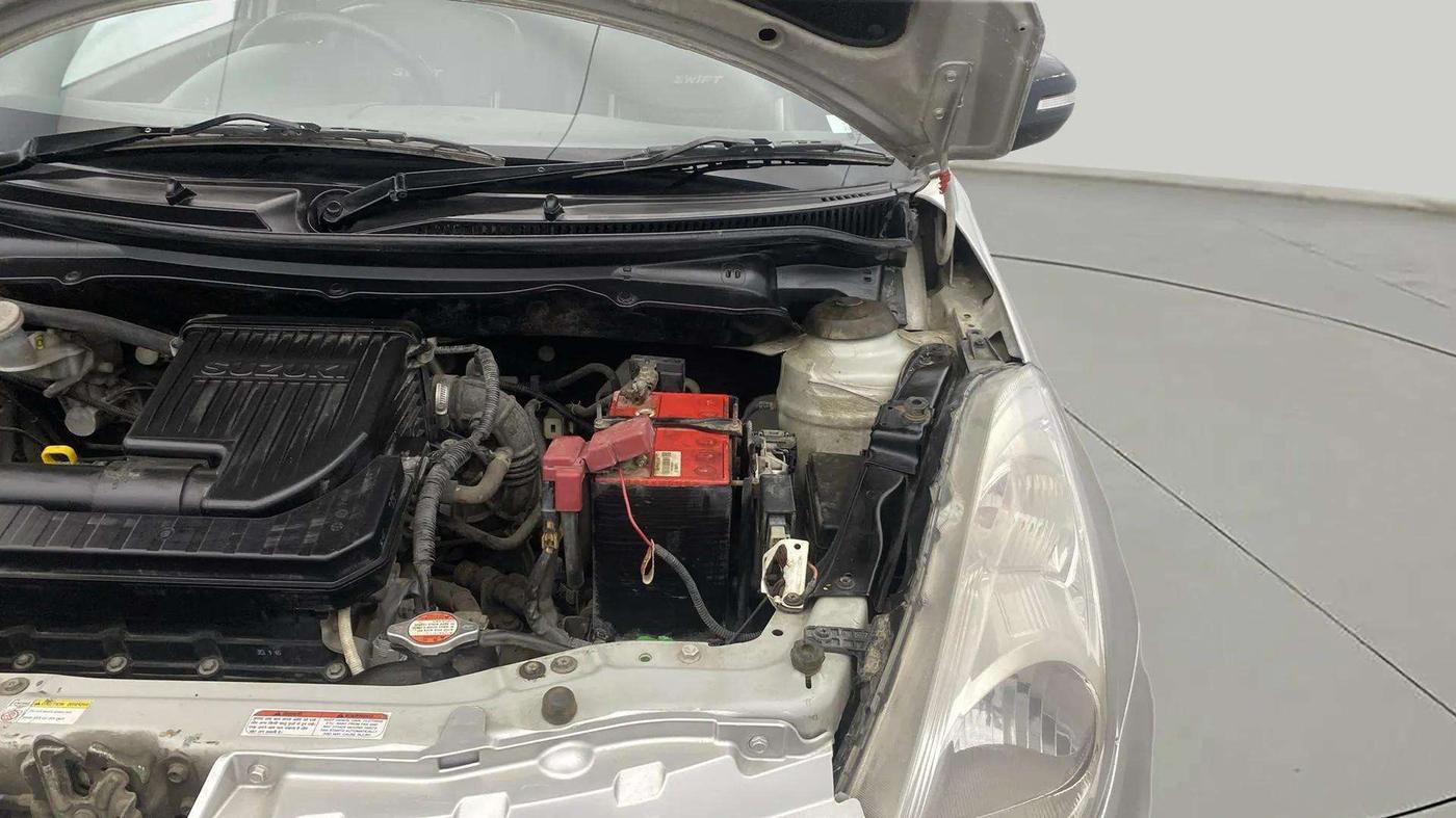 2016 Maruti Swift VXI, Petrol, Manual, 59,142 km, Engine View - Left