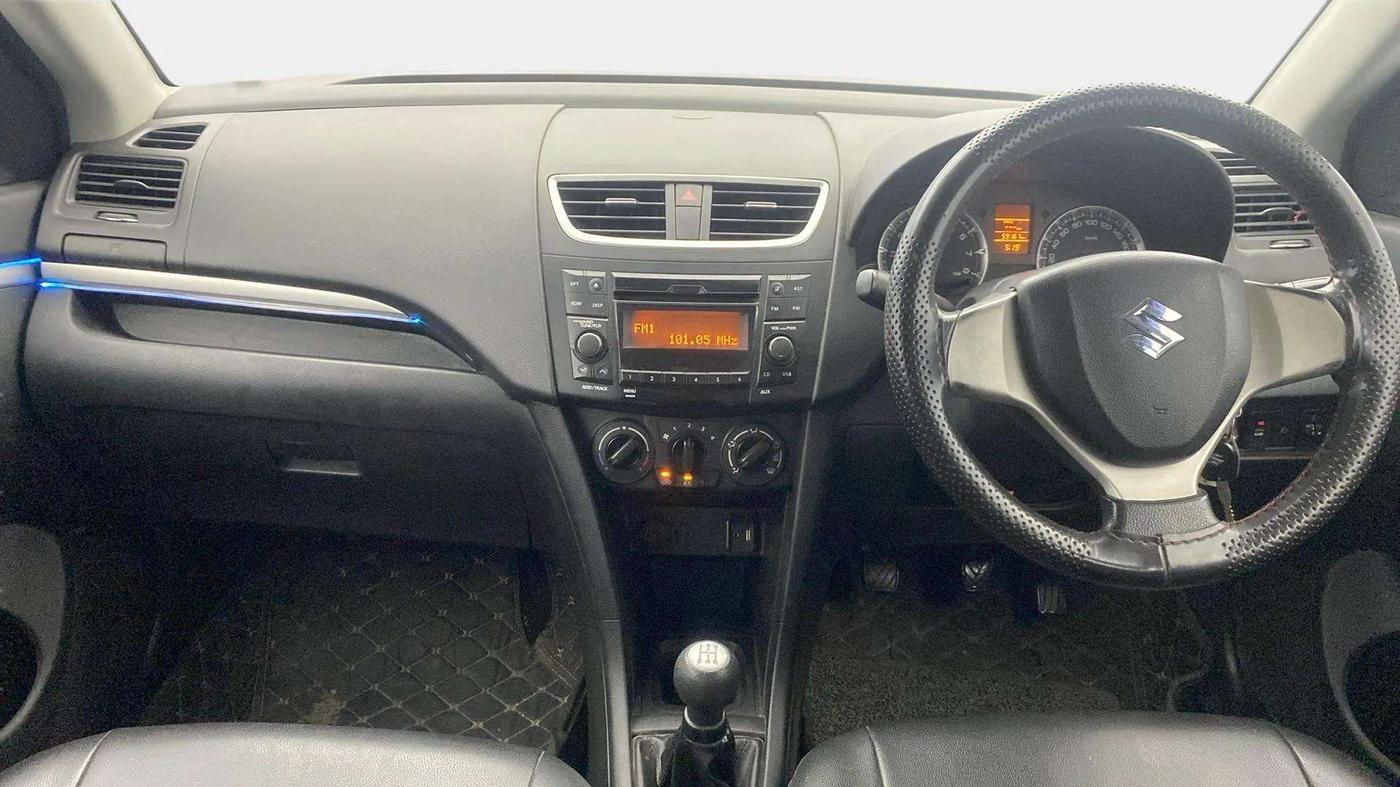 2016 Maruti Swift VXI, Petrol, Manual, 59,142 km, Dashboard