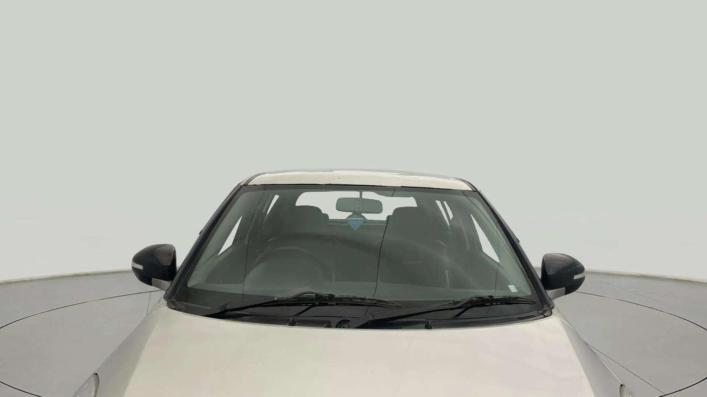 2016 Maruti Swift VXI, Petrol, Manual, 59,142 km, Front Windshield