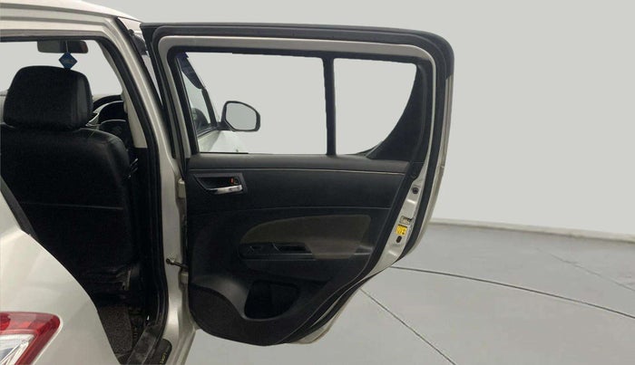 2016 Maruti Swift VXI, Petrol, Manual, 59,142 km, RHS Rear Door