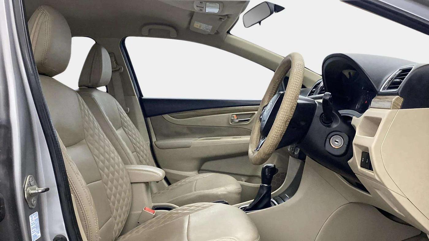 2018 Maruti Ciaz DELTA AT 1.5 SHVS PETROL, Petrol, Automatic, 46,433 km, Right Side Front Door Cabin