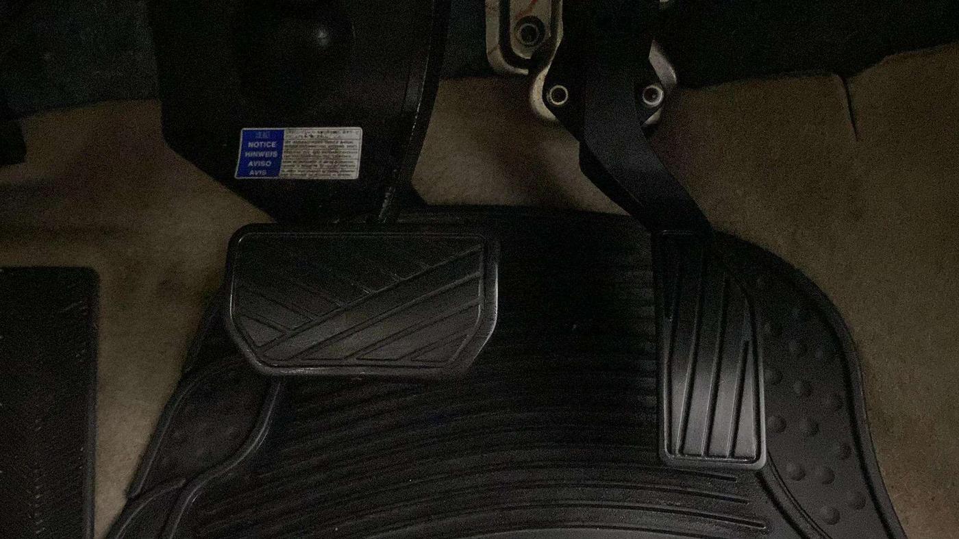 2018 Maruti Ciaz DELTA AT 1.5 SHVS PETROL, Petrol, Automatic, 46,433 km, Pedals