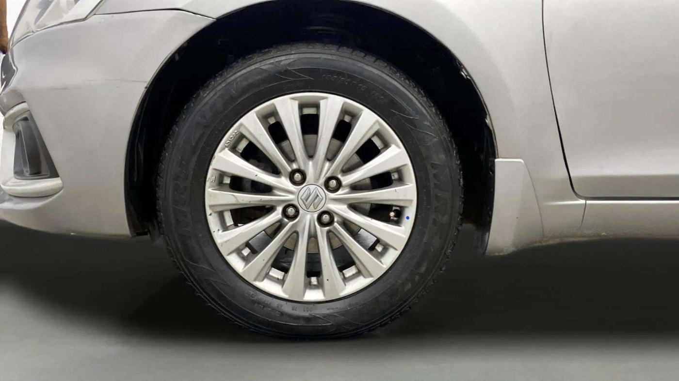 2018 Maruti Ciaz DELTA AT 1.5 SHVS PETROL, Petrol, Automatic, 46,433 km, Left Front Wheel