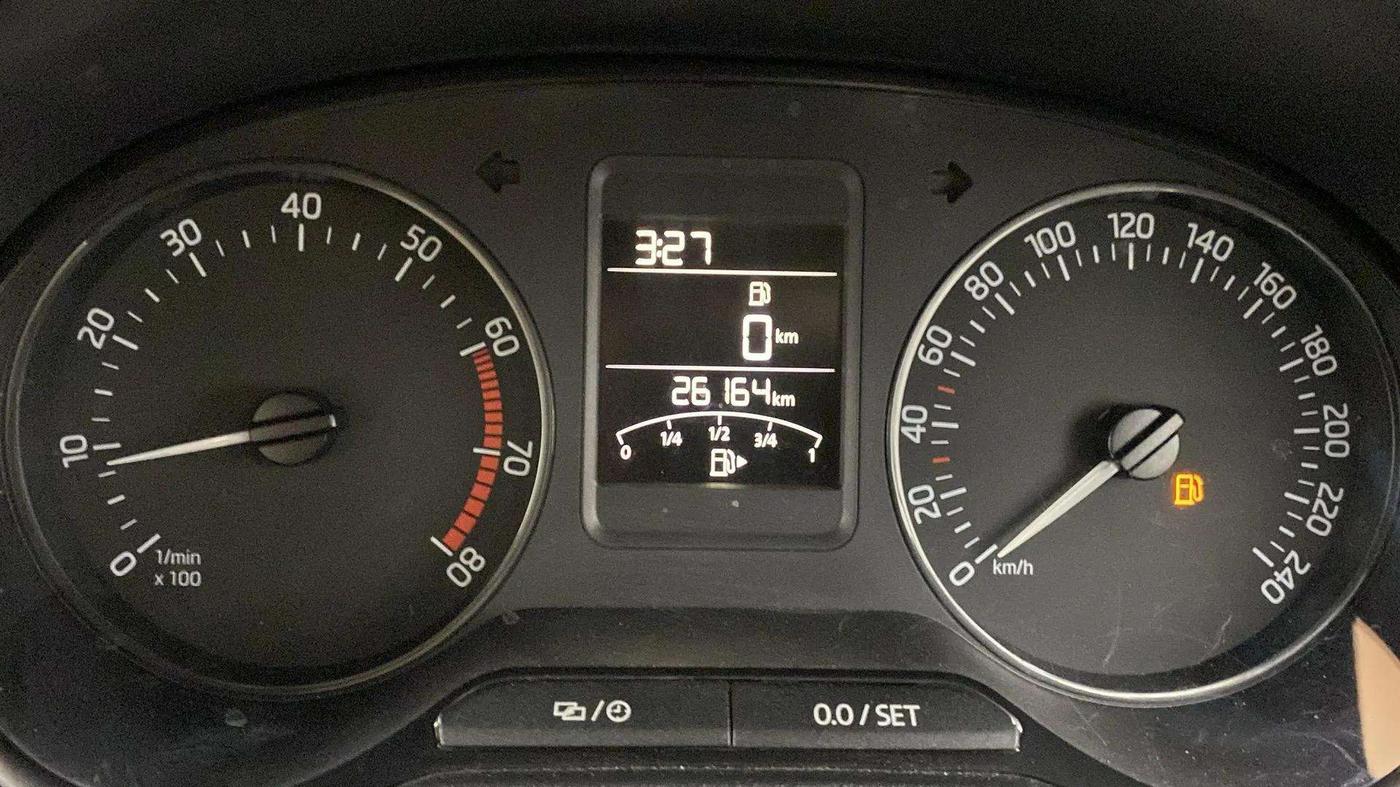 2018 Skoda Rapid AMBITION 1.6 MPI MT, Petrol, Manual, 26,301 km, Odometer Image