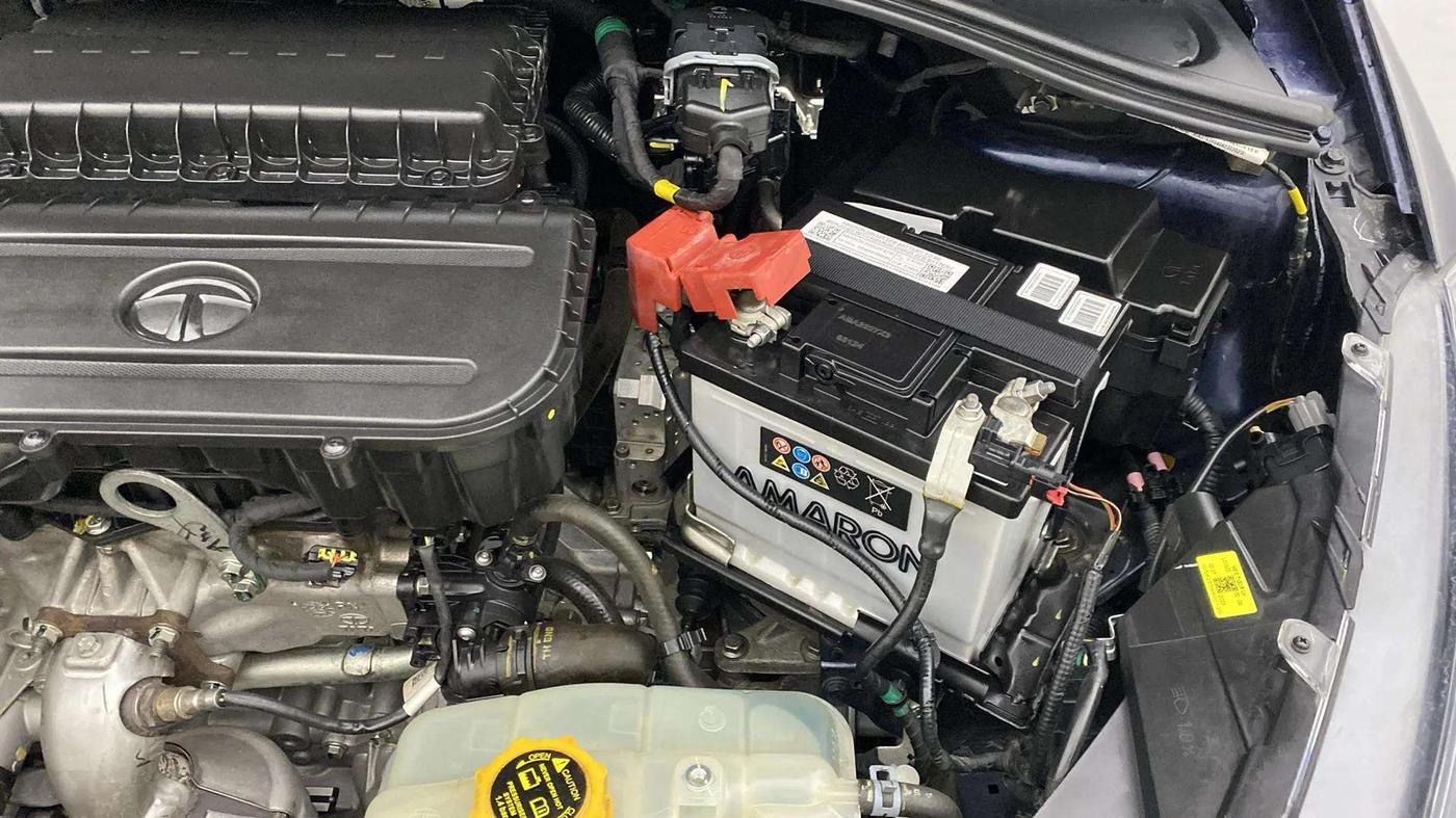 2023 Tata Tiago XZA PLUS PETROL, Petrol, Automatic, 6,471 km, Engine View - Left