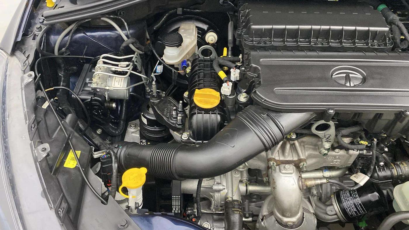 2023 Tata Tiago XZA PLUS PETROL, Petrol, Automatic, 6,471 km, Engine View - Right