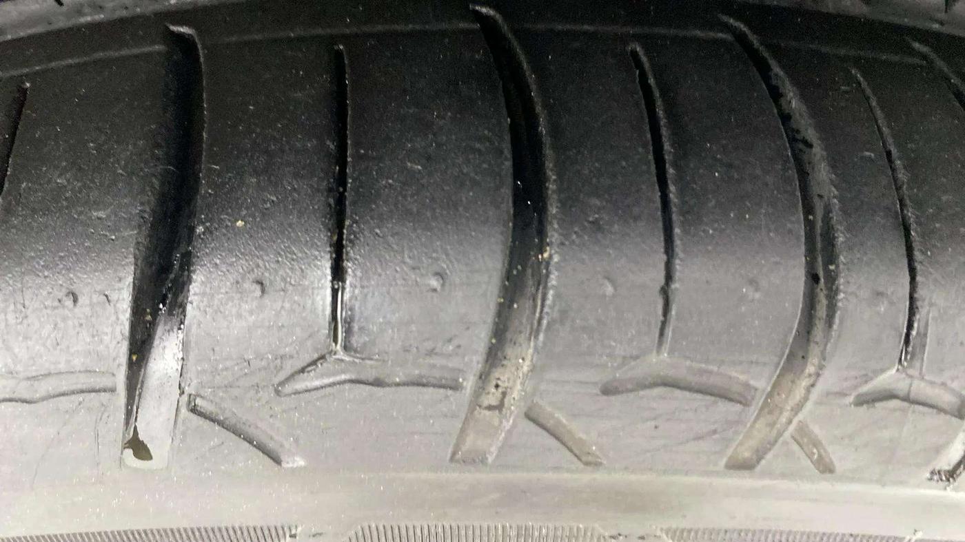 2019 Hyundai Verna 1.6 VTVT SX, Petrol, Manual, 64,292 km, Right Front Tyre Tread