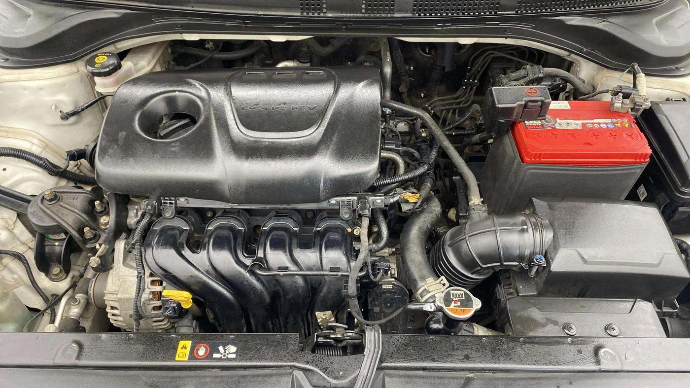2019 Hyundai Verna 1.6 VTVT SX, Petrol, Manual, 64,292 km, Engine View