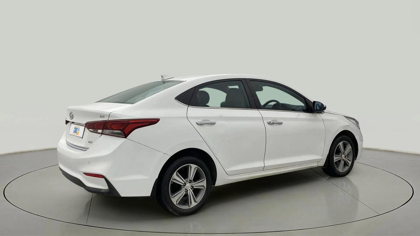 2019 Hyundai Verna 1.6 VTVT SX, Petrol, Manual, 64,292 km, Right Back Diagonal