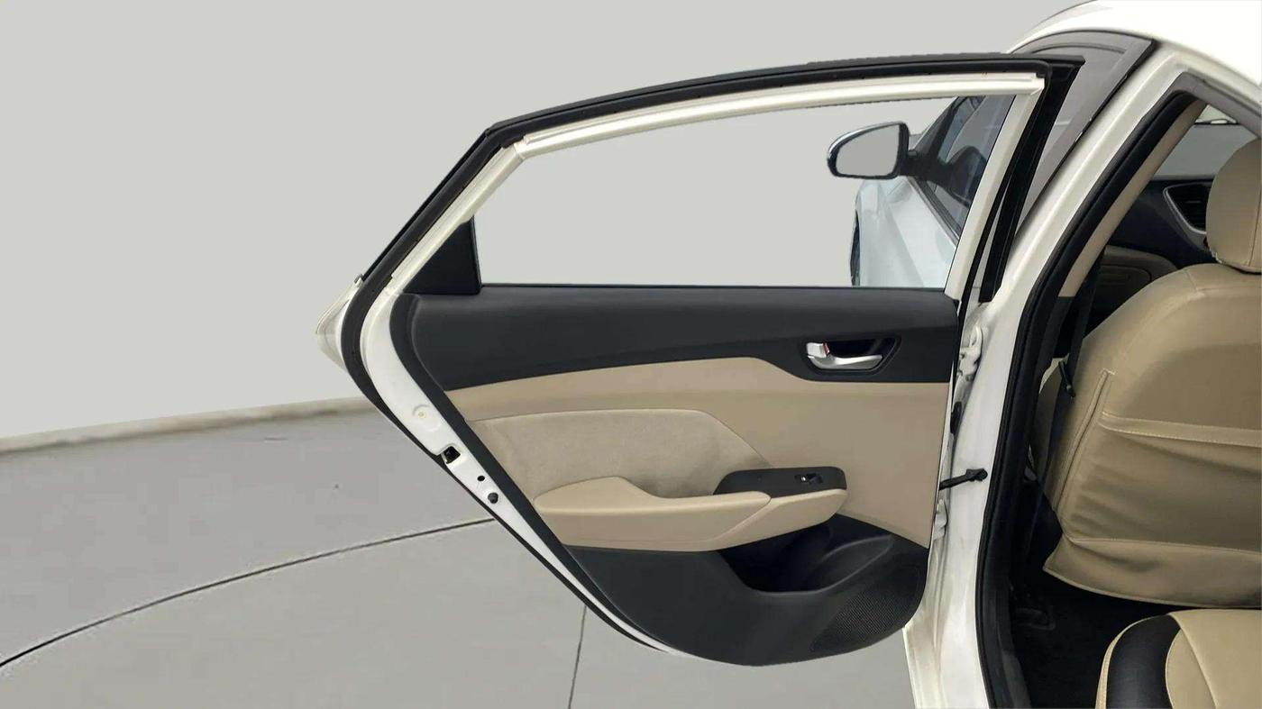 2019 Hyundai Verna 1.6 VTVT SX, Petrol, Manual, 64,292 km, LHS Rear Door