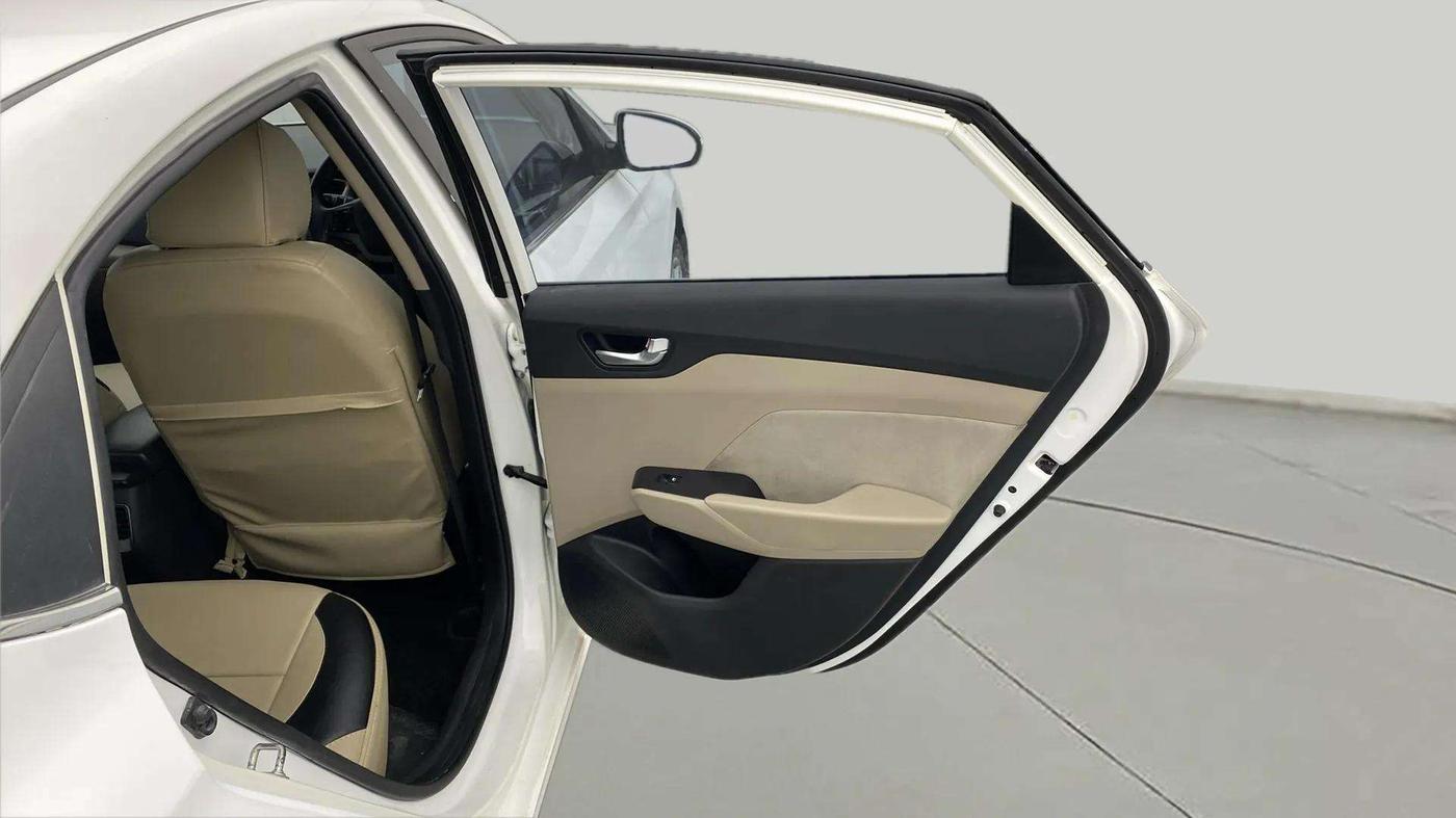2019 Hyundai Verna 1.6 VTVT SX, Petrol, Manual, 64,292 km, RHS Rear Door