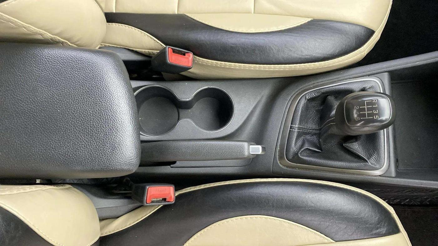 2019 Hyundai Verna 1.6 VTVT SX, Petrol, Manual, 64,292 km, Gear Lever