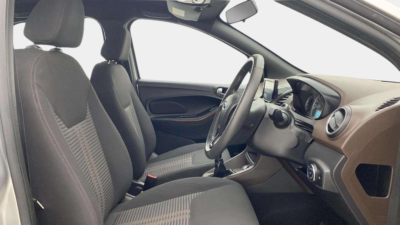 2018 Ford FREESTYLE TITANIUM 1.2 PETROL, Petrol, Manual, 14,476 km, Right Side Front Door Cabin