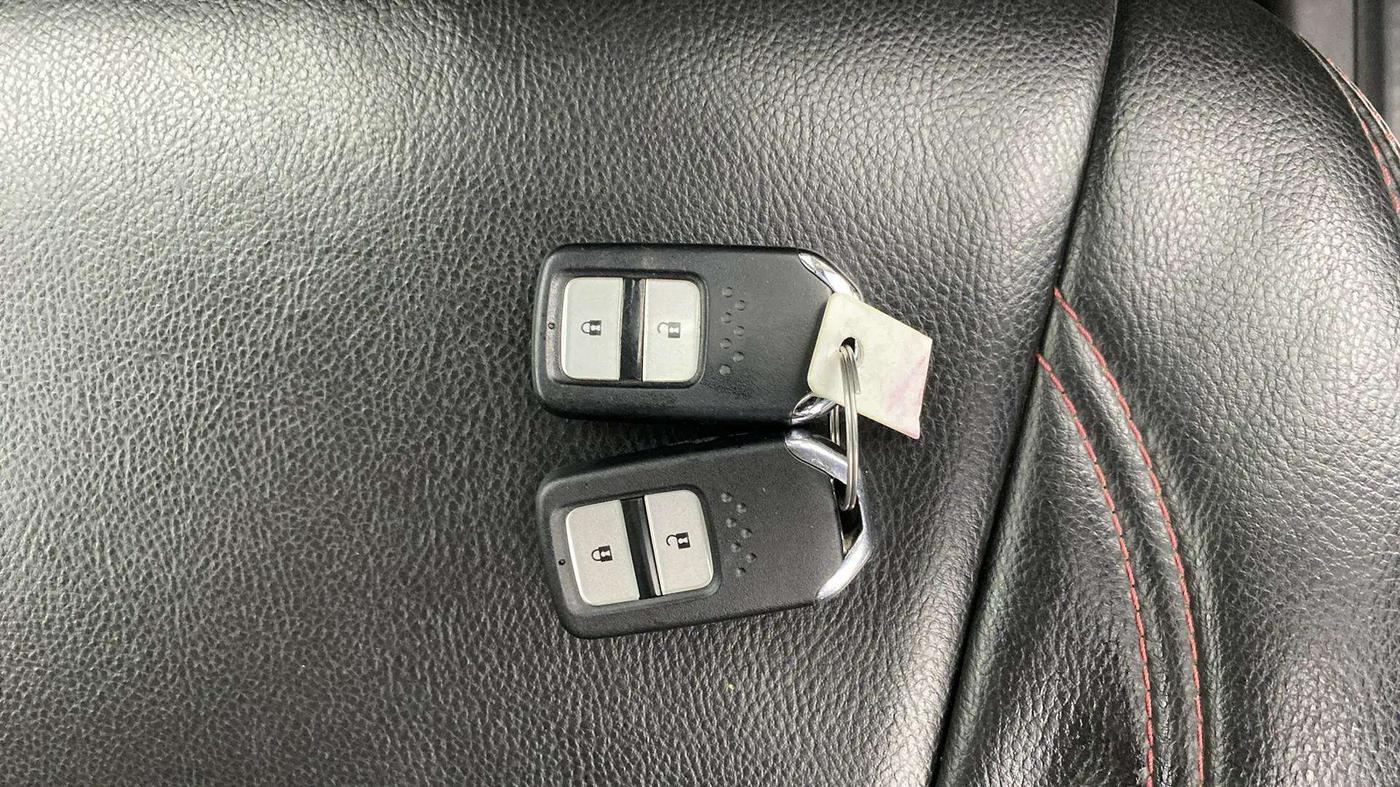 2021 Honda Jazz 1.2L I-VTEC ZX CVT, Petrol, Automatic, 59,199 km, Key Close Up