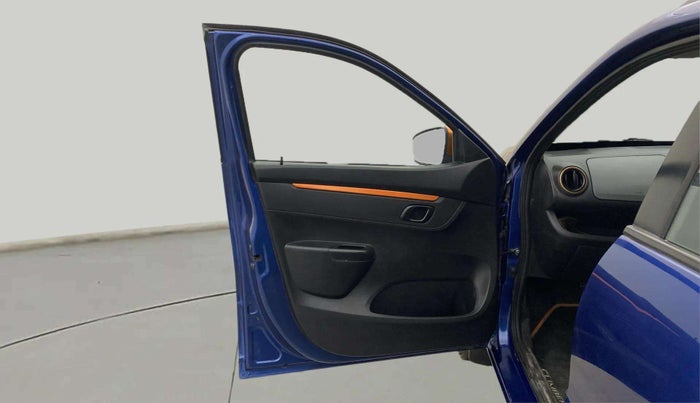 2018 Renault Kwid CLIMBER 1.0, Petrol, Manual, 79,655 km, LHS Front Door