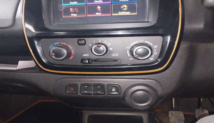 2018 Renault Kwid CLIMBER 1.0, Petrol, Manual, 79,655 km, AC Unit - Front vent has minor damage